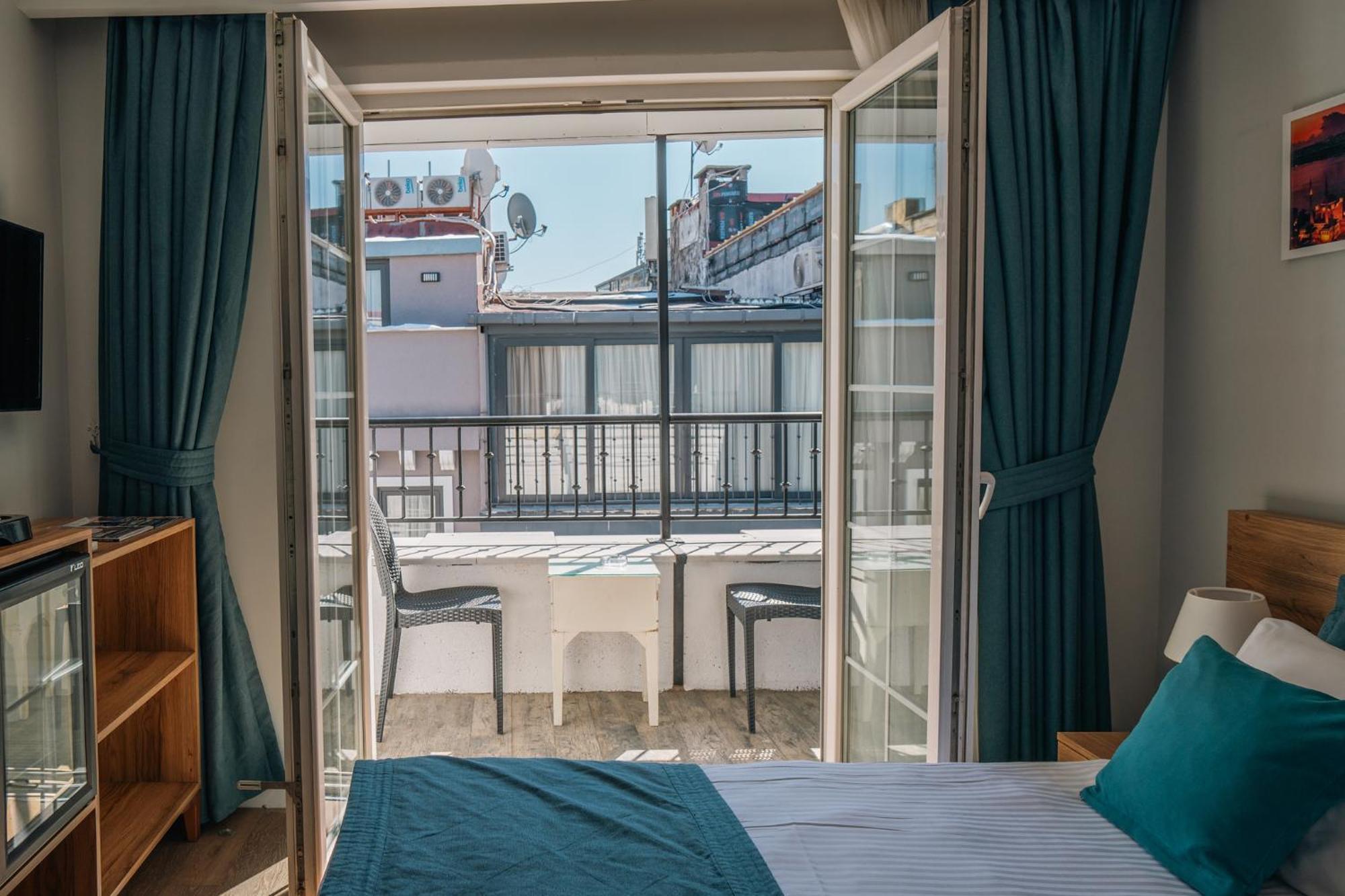 Taksim Santa Lucia Hotel Κωνσταντινούπολη Εξωτερικό φωτογραφία