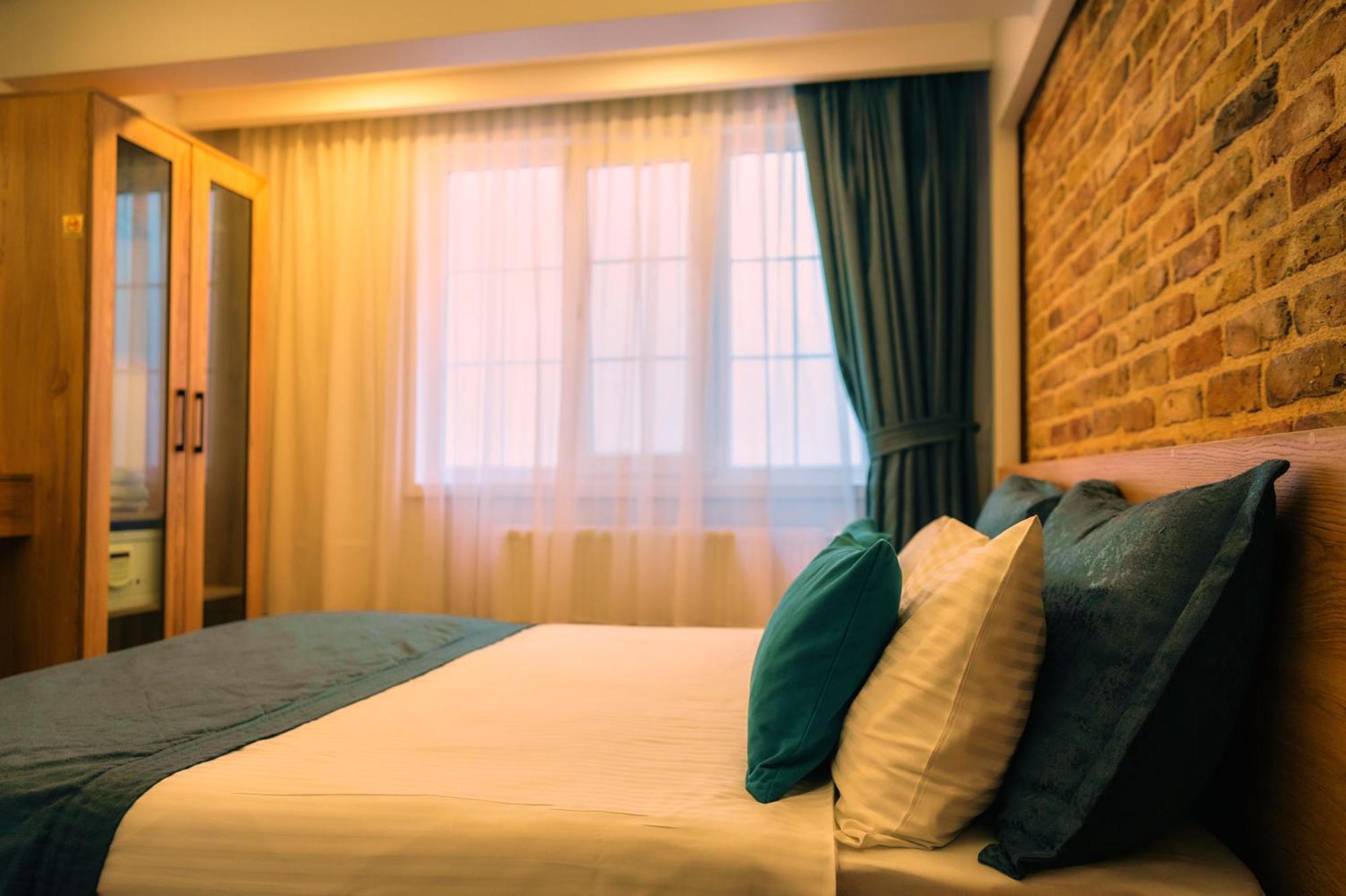Taksim Santa Lucia Hotel Κωνσταντινούπολη Εξωτερικό φωτογραφία